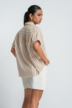 Load image into Gallery viewer, Oversized Short Sleeve Shirt - Dumbara