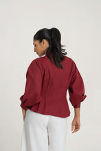 Load image into Gallery viewer, Dia Pin Tuck Shirt - Wine