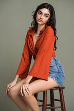 Load image into Gallery viewer, Esther Twisted Top - Rust