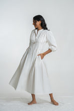 Load image into Gallery viewer, Elsie Midi Dress - Cloud
