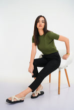 Load image into Gallery viewer, Rib Crew Neck - Olive