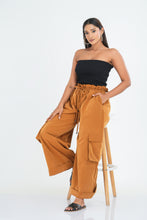 Load image into Gallery viewer, Holiday Cargo Pant - Tawny