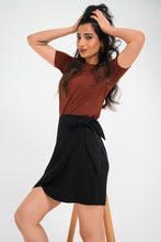 Load image into Gallery viewer, Rib Crew Neck - Walnut