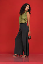 Load image into Gallery viewer, Ellen Pleated Top - Olive