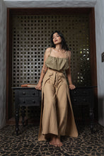 Load image into Gallery viewer, Palm Bubble Crop Top - Olive