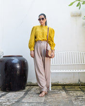 Load image into Gallery viewer, Nova Pleated Pant - Hazel