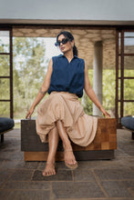 Load image into Gallery viewer, Wave Crop Bubble Top  - Navy