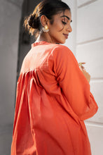 Load image into Gallery viewer, Liza Pleated Top - Rusty