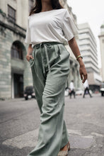 Load image into Gallery viewer, Zara Pleated Pant - Basil
