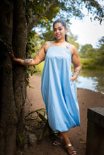 Load image into Gallery viewer, Ruby Bubble Maxi Dress - Aurudu Sky