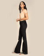 Load image into Gallery viewer, Cotton V-Neck - Nude