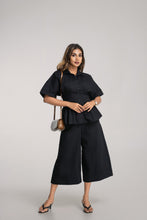 Load image into Gallery viewer, Demi Midi Pant - Black
