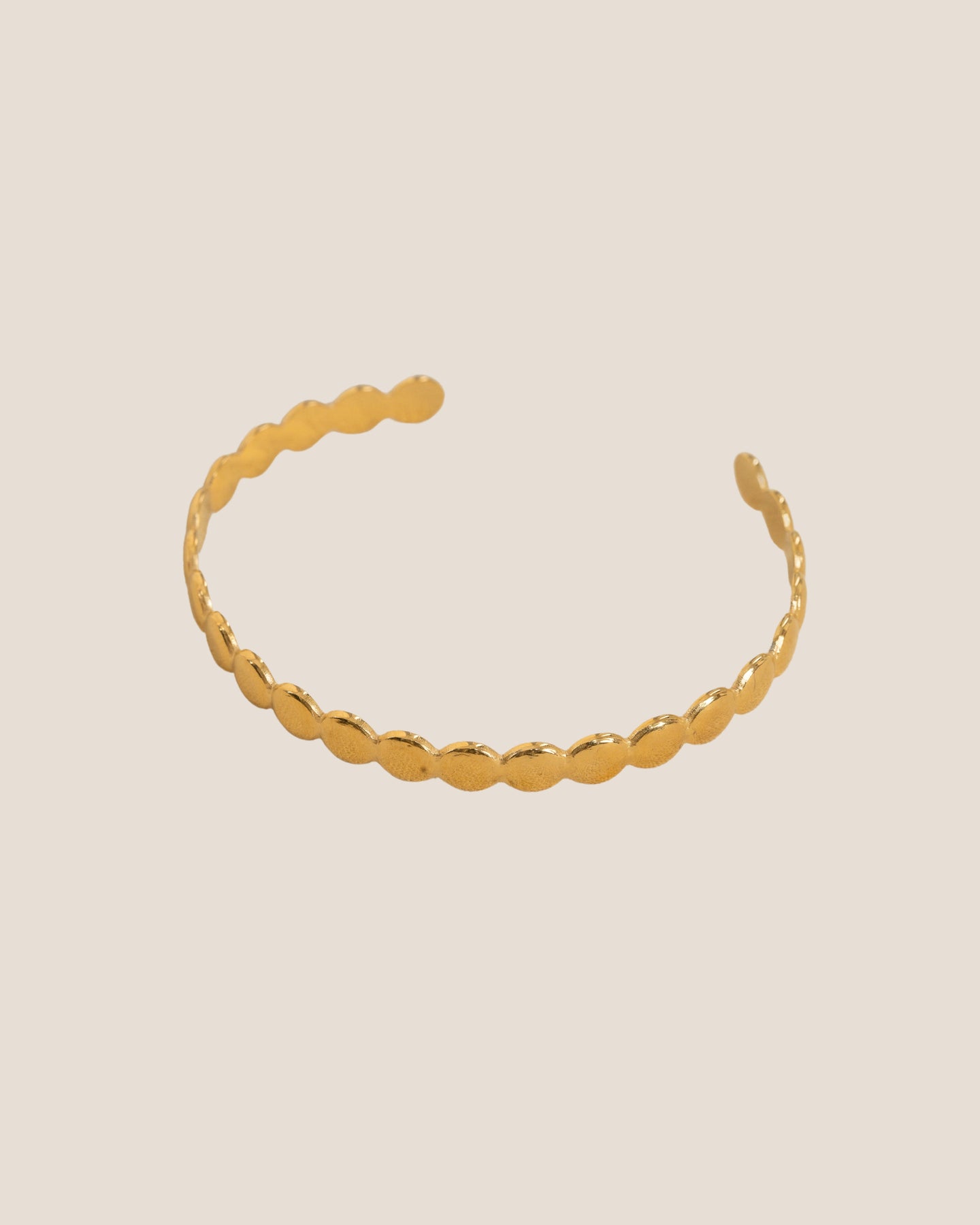 18K Estelle Cuff