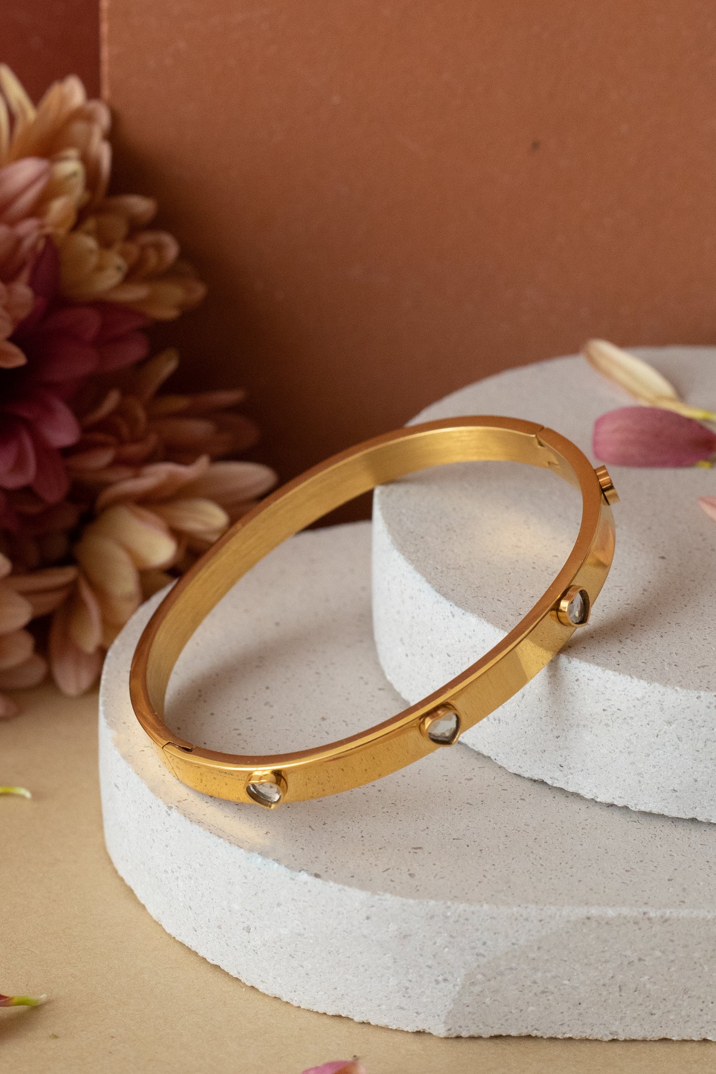 18K Mira Cuff