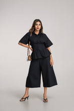 Load image into Gallery viewer, Demi Midi Pant - Black
