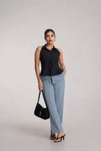Load image into Gallery viewer, Rua Pleated Top - Black

