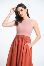 Load image into Gallery viewer, Ivory Contrast Midi Dress - Peach
