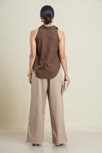 Load image into Gallery viewer, Mia Top - Walnut
