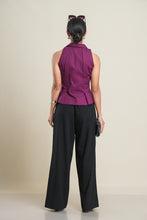 Load image into Gallery viewer, Rua Pleated Top - Plum
