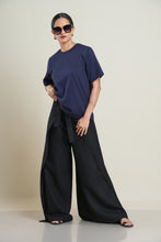 Load image into Gallery viewer, Reg Fit Crew Neck - Midnight
