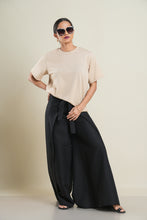 Load image into Gallery viewer, Reg Fit Crew Neck - Nude
