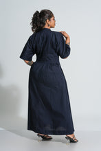 Load image into Gallery viewer, Pinning You Maxi Dress - Black
