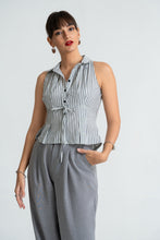 Load image into Gallery viewer, Rua Pleated Top - Retro
