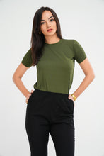 Load image into Gallery viewer, Rib Crew Neck - Olive
