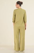 Load image into Gallery viewer, Flow Shirt - Moss
