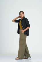 Load image into Gallery viewer, Weekend Cargo Pant - Olive
