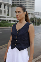 Load image into Gallery viewer, Midtown Waist Coat - Onyx
