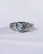 Load image into Gallery viewer, Sterling Silver Sweetheart Shimmer Ring
