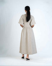 Load image into Gallery viewer, Pinning You Maxi Dress - Cappuccino
