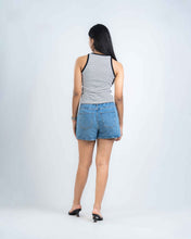 Load image into Gallery viewer, High Neck tank Top - Oreo
