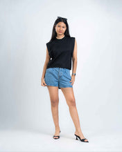 Load image into Gallery viewer, Muscle Tank - Black
