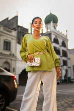 Load image into Gallery viewer, Yasmin Tie Top - kiwi
