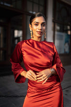 Load image into Gallery viewer, Safa Pleated Maxi Dress - Rusty
