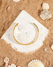 Load image into Gallery viewer, 18K Calypsa Cuff
