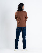 Load image into Gallery viewer, Reg Fit Crew Neck Unisex - Walnut
