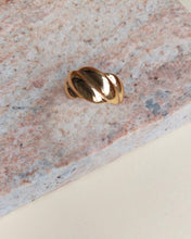 Load image into Gallery viewer, 18kt Parisian Ring
