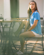 Load image into Gallery viewer, Day Top Silk - Blue
