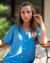Load image into Gallery viewer, Day Top Silk - Blue
