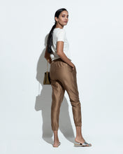 Load image into Gallery viewer, Cotton Jogger - Bronze
