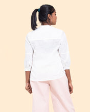 Load image into Gallery viewer, Collarless Flow Shirt - Pearl
