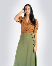 Load image into Gallery viewer, Puffed Sleeve Shirt - Caramel
